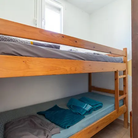 4 Personnes Proche * Saint-Cyprien (Pyrenees-Orientales)